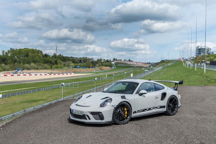  Porsche 911 GT3 RS (991) 2018 года  (WW) (фото 35 из 47)